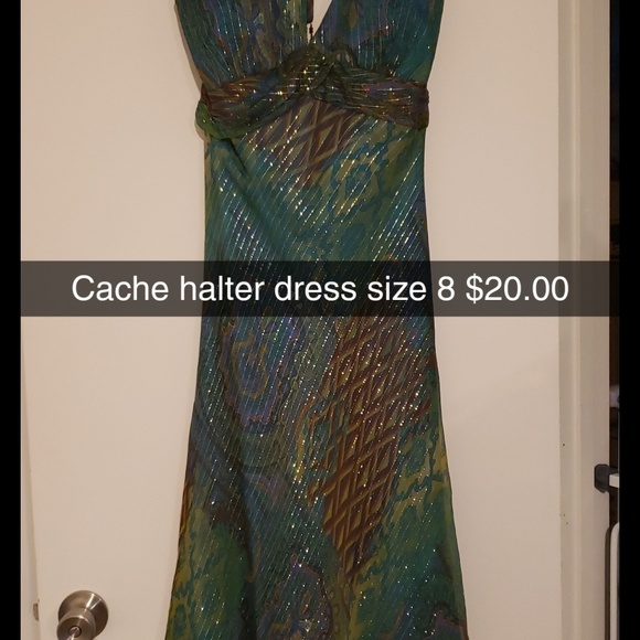 Dresses - Picture 3 of 6